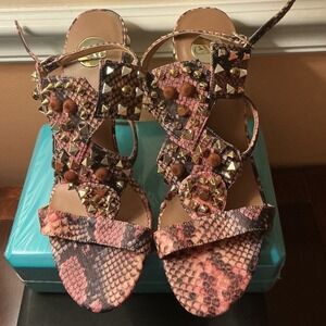 Exe Pink Snakeskin Studded Leather Sandals Gold Sculptural Block Heel 39/8.5